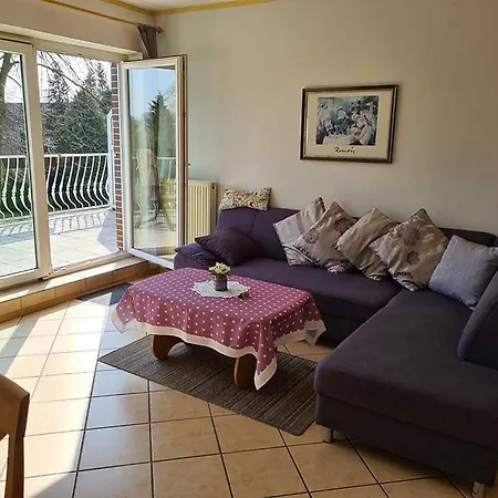 Meyerhof_ 55116 Apartamento Filsum