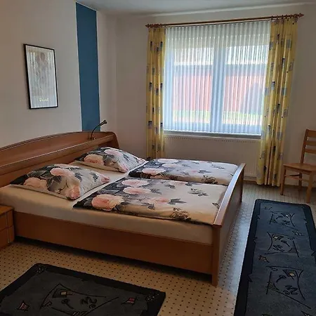 Meyerhof_ 55116 Apartamento Filsum